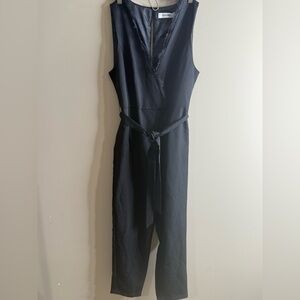 NWT Do+Be Sleeveless Black V-Neck Jumpsuit with Waist Tie and lace details med
